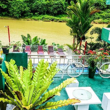 Kandy Riverside Villa Kültér fotó