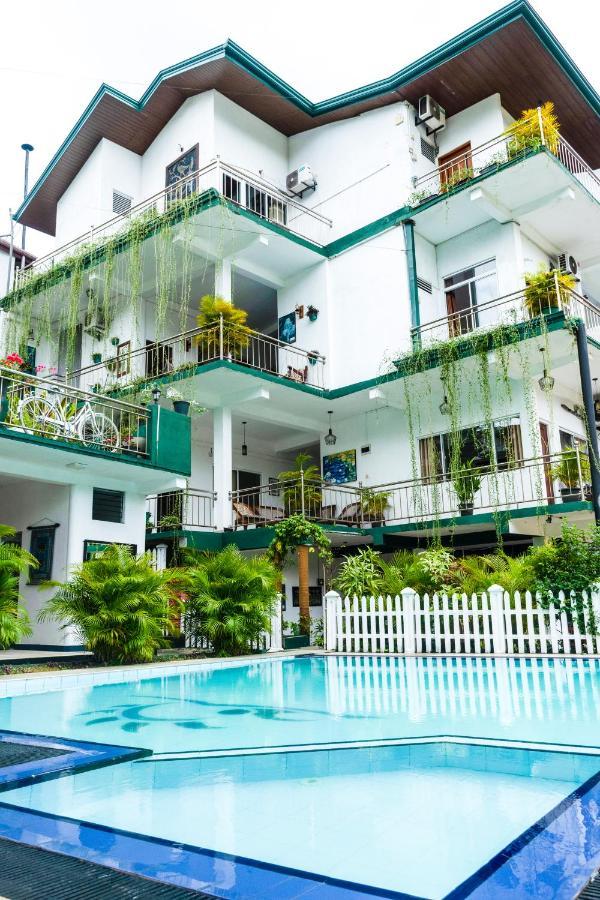 Kandy Riverside Villa Kültér fotó